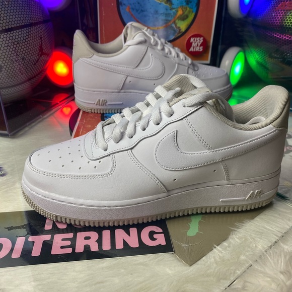 🆕 Nike	Air Force 1 Low White Light Bone - Womens - Picture 10 of 10